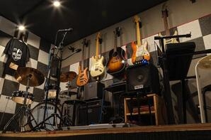 ミュージックバー バーの内装・外観画像