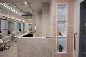 ONYX harajuku 美容室・理容室・ヘアサロンの内装・外観画像