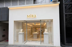 MIRA 銀座 アパレルの内装・外観画像