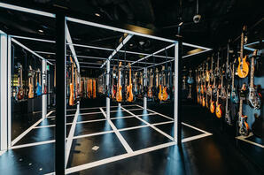 THE IKEBE PRS VAULT　イケシブ店 エレキギター専門店の内装・外観画像