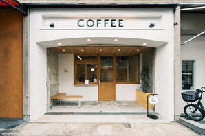 TS FIVE COFFEE ROASTERS ロースタリーカフェの内装・外観画像