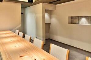 日日 炉端焼きの内装・外観画像