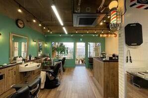 BARBER FLAT みのり台 理容室の内装・外観画像