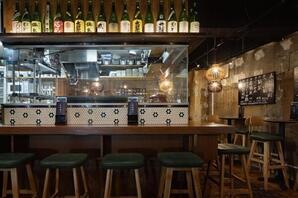 やきとん木々家 高田馬場店 居酒屋の内装・外観画像