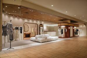 ANDMARY レディスファッション アパレルの内装・外観画像