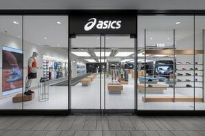 ASICS GRAND FRONT OSAKA  アパレルの内装・外観画像