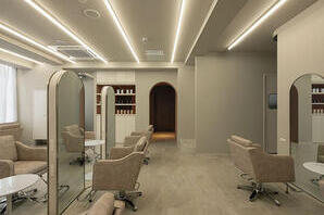 i.+Osaka hair salonの内装・外観画像